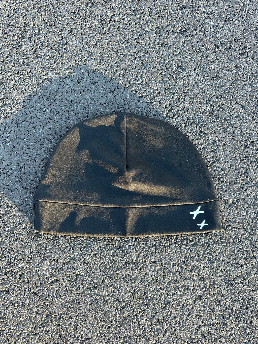 SKULL CAP BLACK AND WHITE