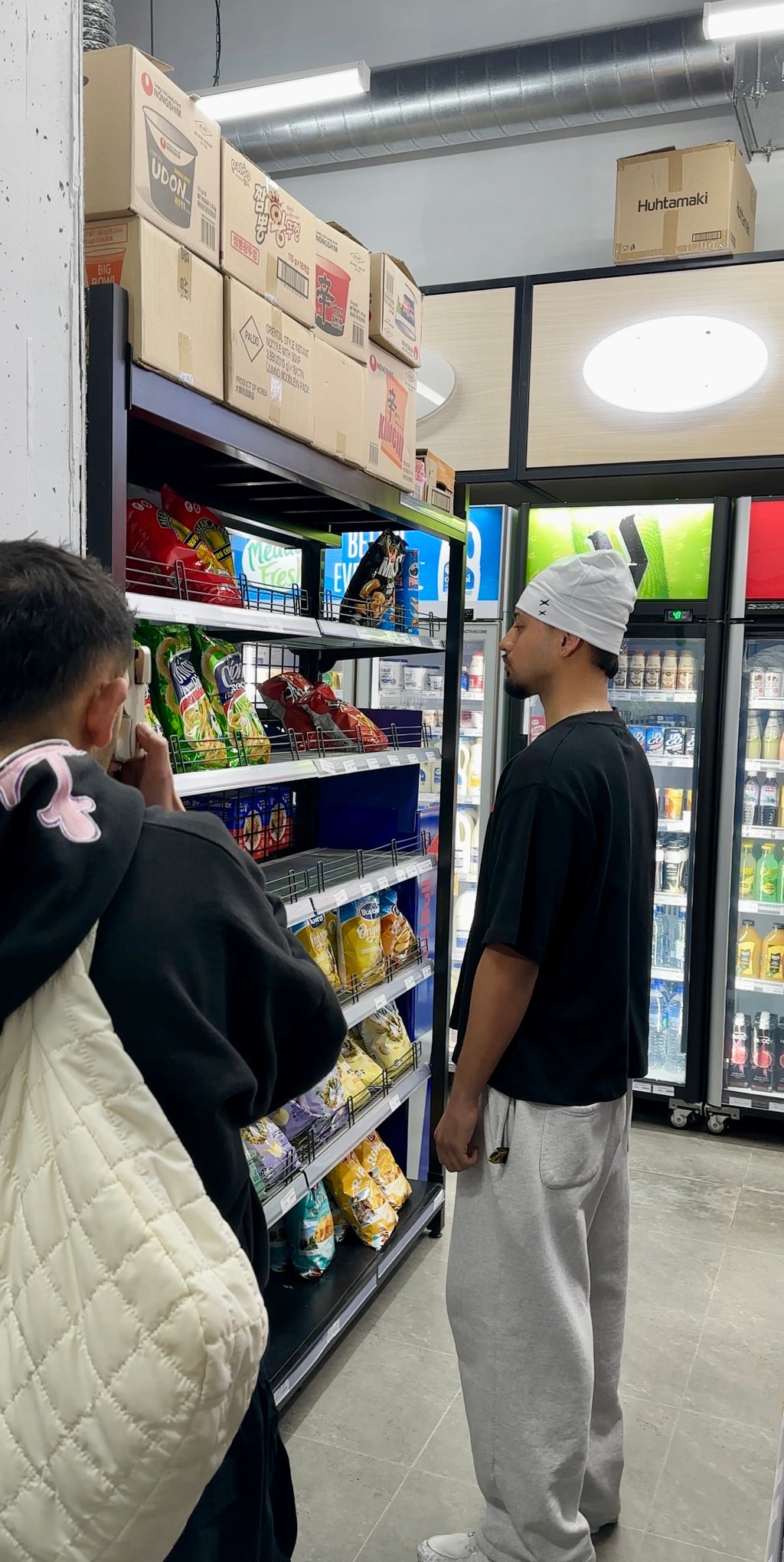 SKULL CAP BLACK AND WHITE